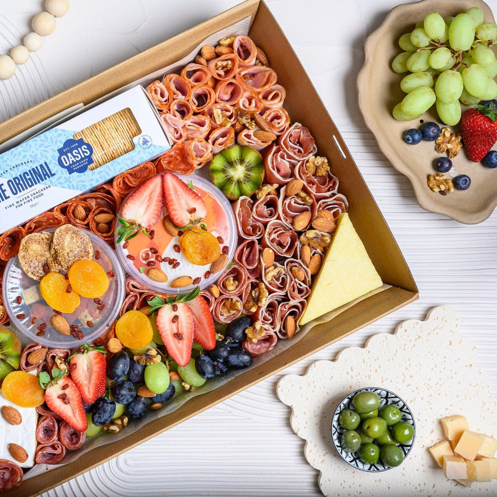 Deluxe Deli Box